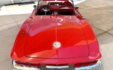 Chevrolet-Corvette-1962-Convertible-9