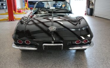 Chevrolet-Corvette-1962-Convertible-9