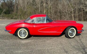 Chevrolet-Corvette-1962-Deep-Red-Jet-Black-10