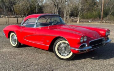 Chevrolet-Corvette-1962-Deep-Red-Jet-Black-12