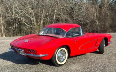 Chevrolet-Corvette-1962-Deep-Red-Jet-Black-8