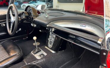 Chevrolet-Corvette-1962-Hatchback-32