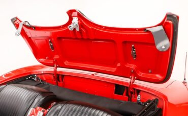 Chevrolet-Corvette-1962-Roman-Red-Black-16