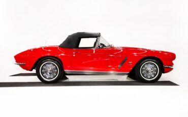 Chevrolet-Corvette-1962-Roman-Red-Black-19