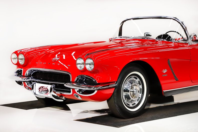 Chevrolet-Corvette-1962-Roman-Red-Black-24