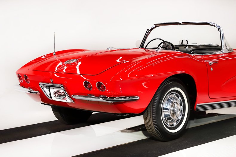 Chevrolet-Corvette-1962-Roman-Red-Black-30
