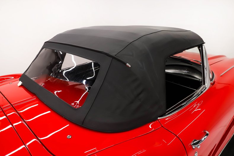 Chevrolet-Corvette-1962-Roman-Red-Black-43