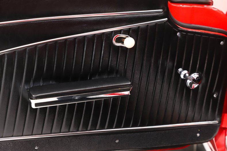 Chevrolet-Corvette-1962-Roman-Red-Black-7