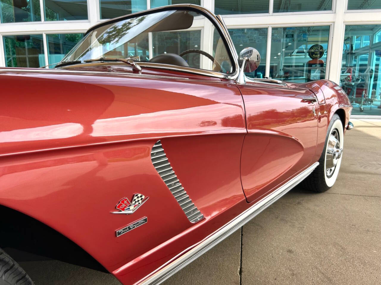 Chevrolet-Corvette-1962-Sedan-11