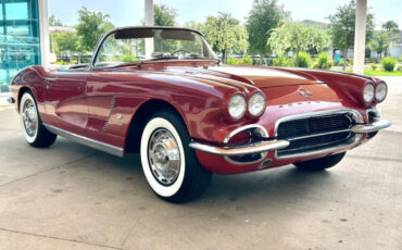Chevrolet-Corvette-1962-Sedan-2