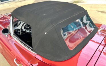 Chevrolet-Corvette-1962-Sedan-21