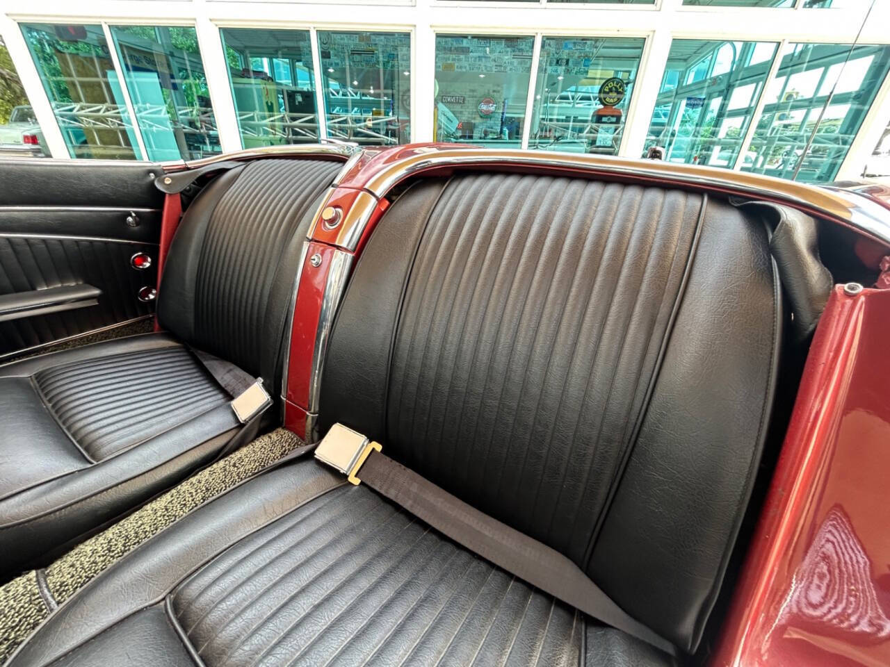 Chevrolet-Corvette-1962-Sedan-29