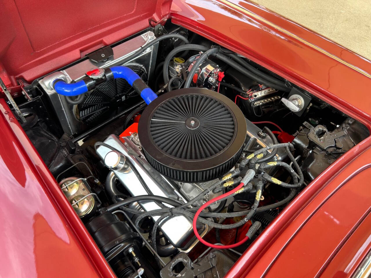 Chevrolet-Corvette-1962-Sedan-39