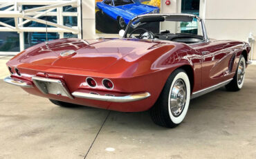 Chevrolet-Corvette-1962-Sedan-4