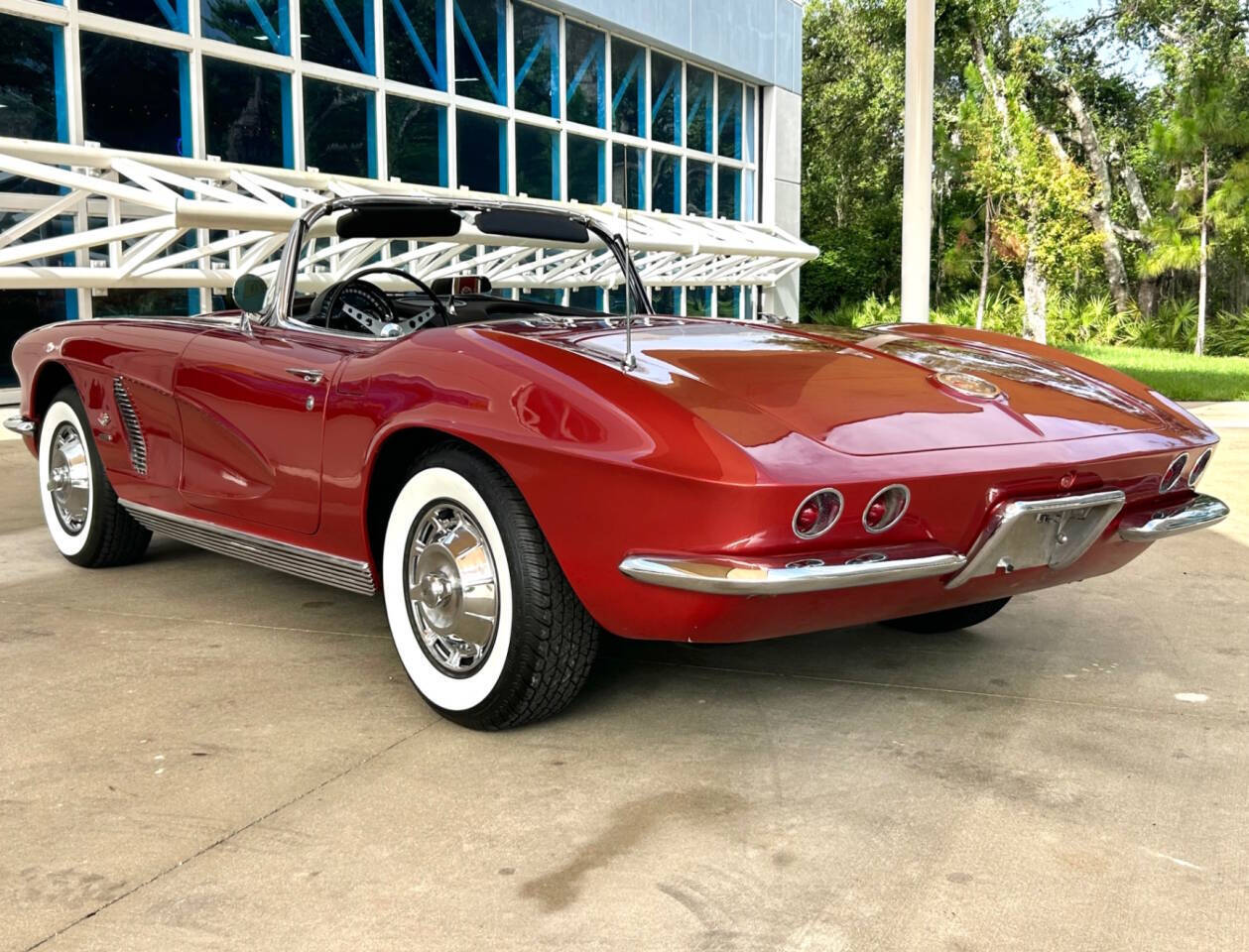 Chevrolet-Corvette-1962-Sedan-7
