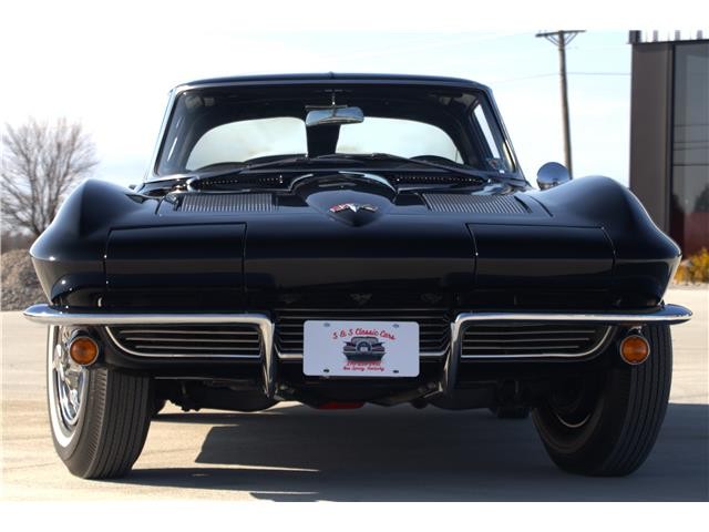 Chevrolet-Corvette-1963-1