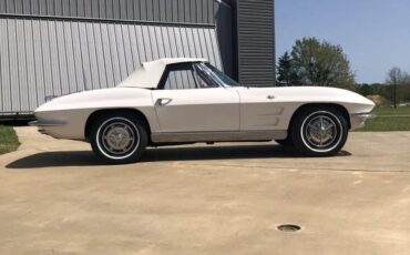 Chevrolet-Corvette-1963-10