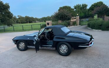 Chevrolet-Corvette-1963-12