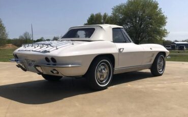 Chevrolet-Corvette-1963-12