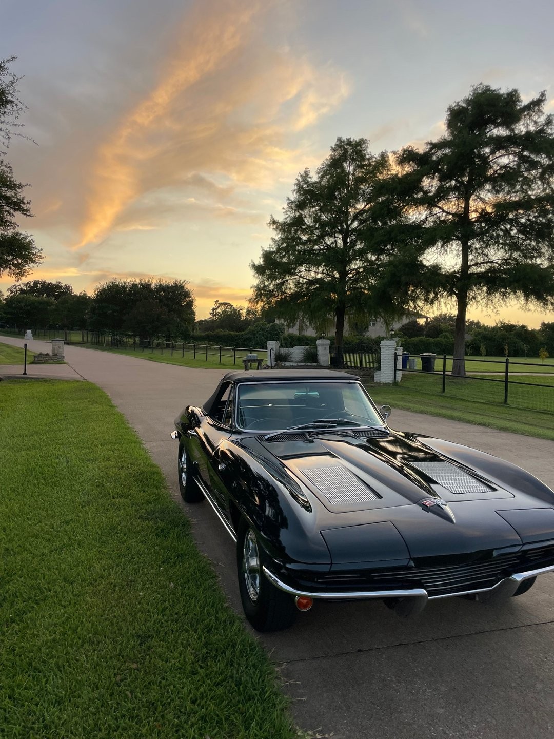 Chevrolet-Corvette-1963-14
