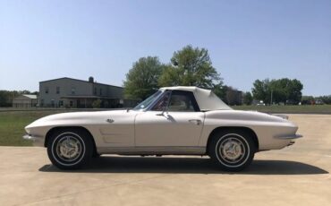 Chevrolet-Corvette-1963-15