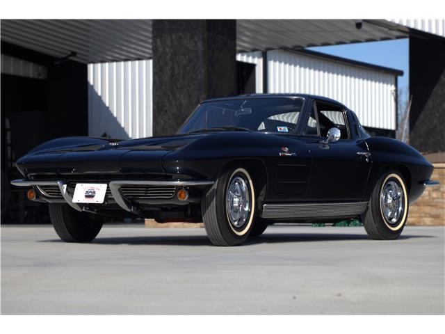 Chevrolet-Corvette-1963-16