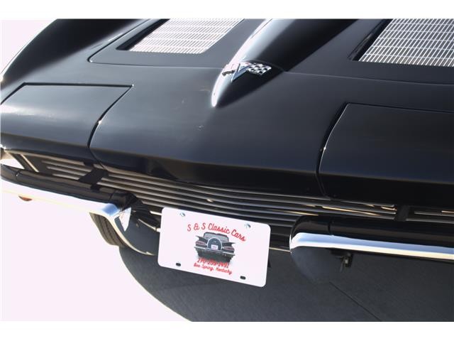 Chevrolet-Corvette-1963-17