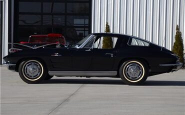 Chevrolet-Corvette-1963-18