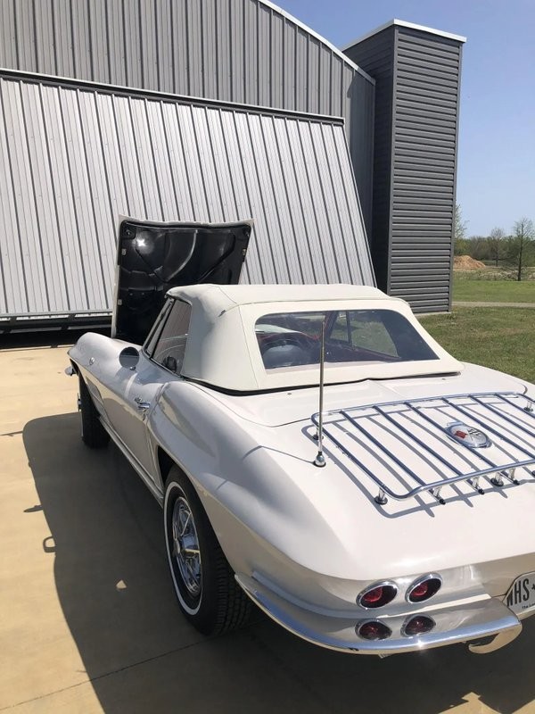 Chevrolet-Corvette-1963-21