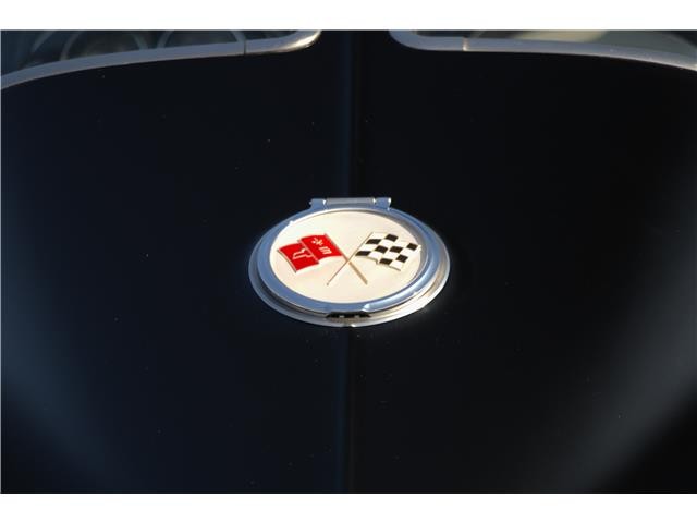 Chevrolet-Corvette-1963-22