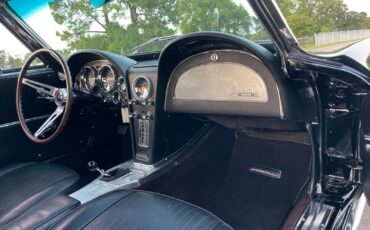 Chevrolet-Corvette-1963-22