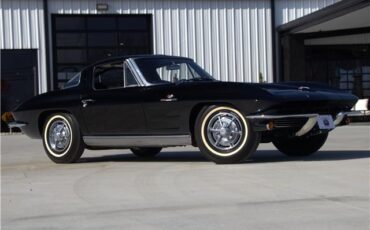 Chevrolet-Corvette-1963-25