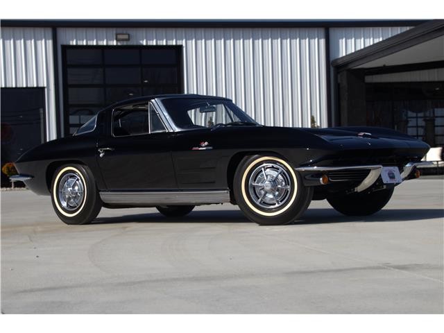 Chevrolet-Corvette-1963-25