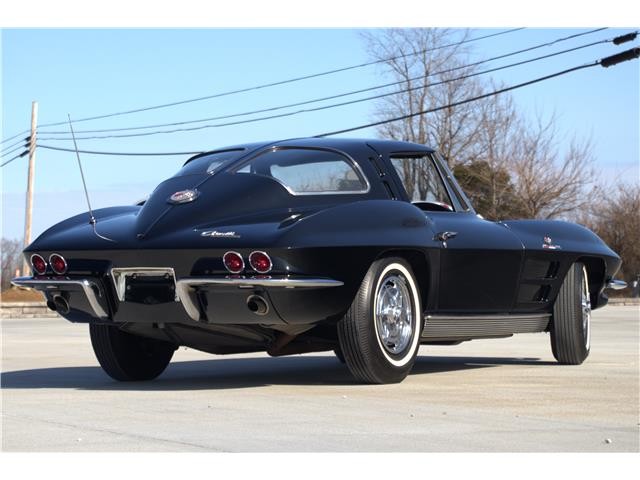 Chevrolet-Corvette-1963-3