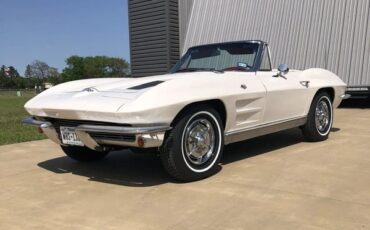 Chevrolet-Corvette-1963-35