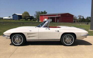 Chevrolet-Corvette-1963-36