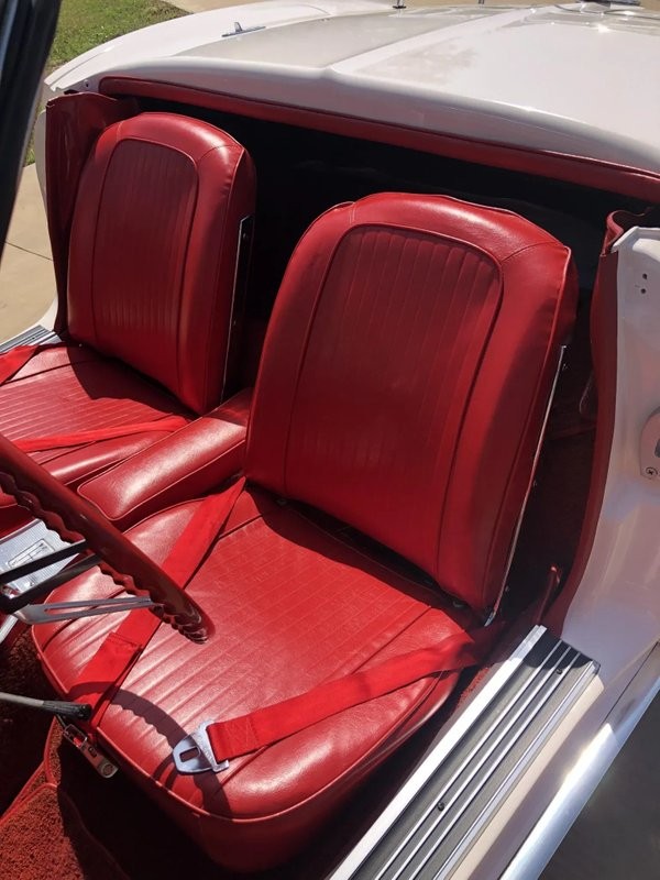 Chevrolet-Corvette-1963-38