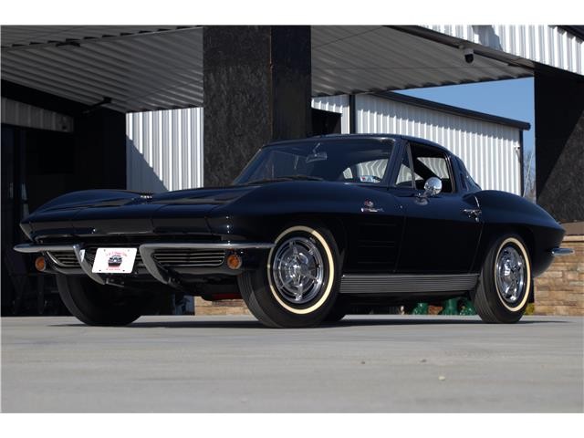 Chevrolet Corvette 1963 --