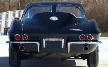 Chevrolet-Corvette-1963-5