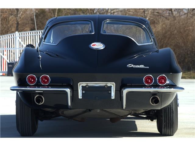 Chevrolet-Corvette-1963-5