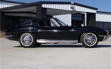 Chevrolet-Corvette-1963-8