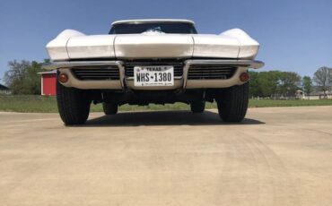 Chevrolet-Corvette-1963-8