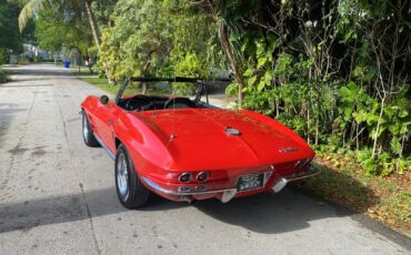 Chevrolet-Corvette-1963-Convertible-10