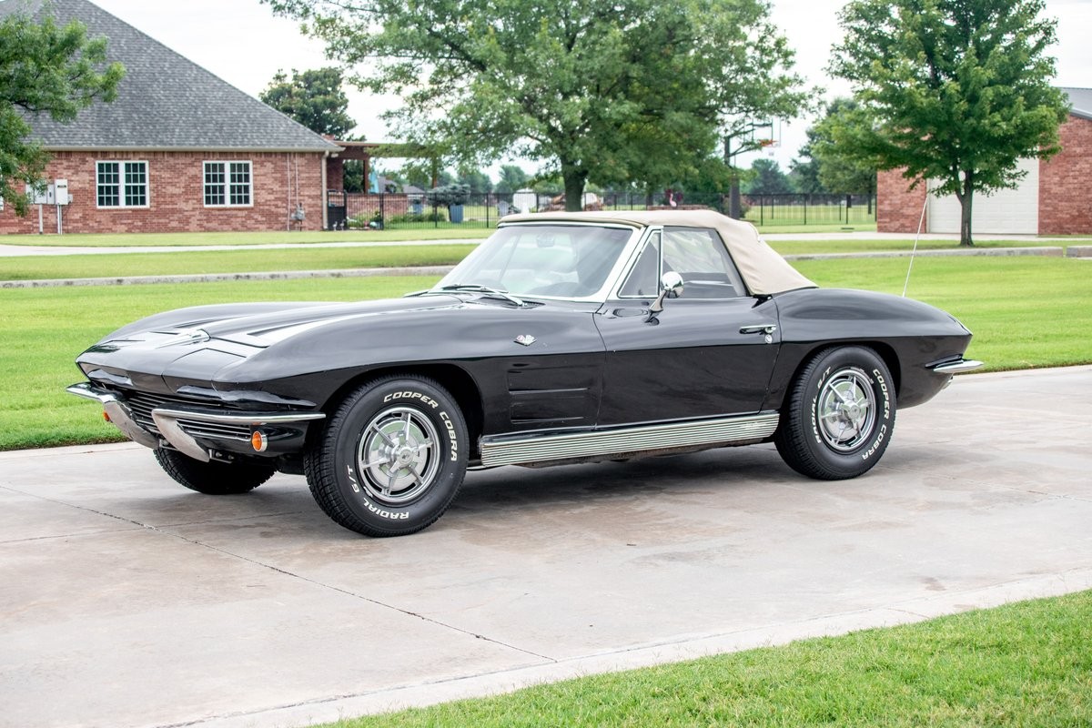 Chevrolet-Corvette-1963-Convertible