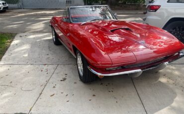 Chevrolet-Corvette-1963-Convertible-5