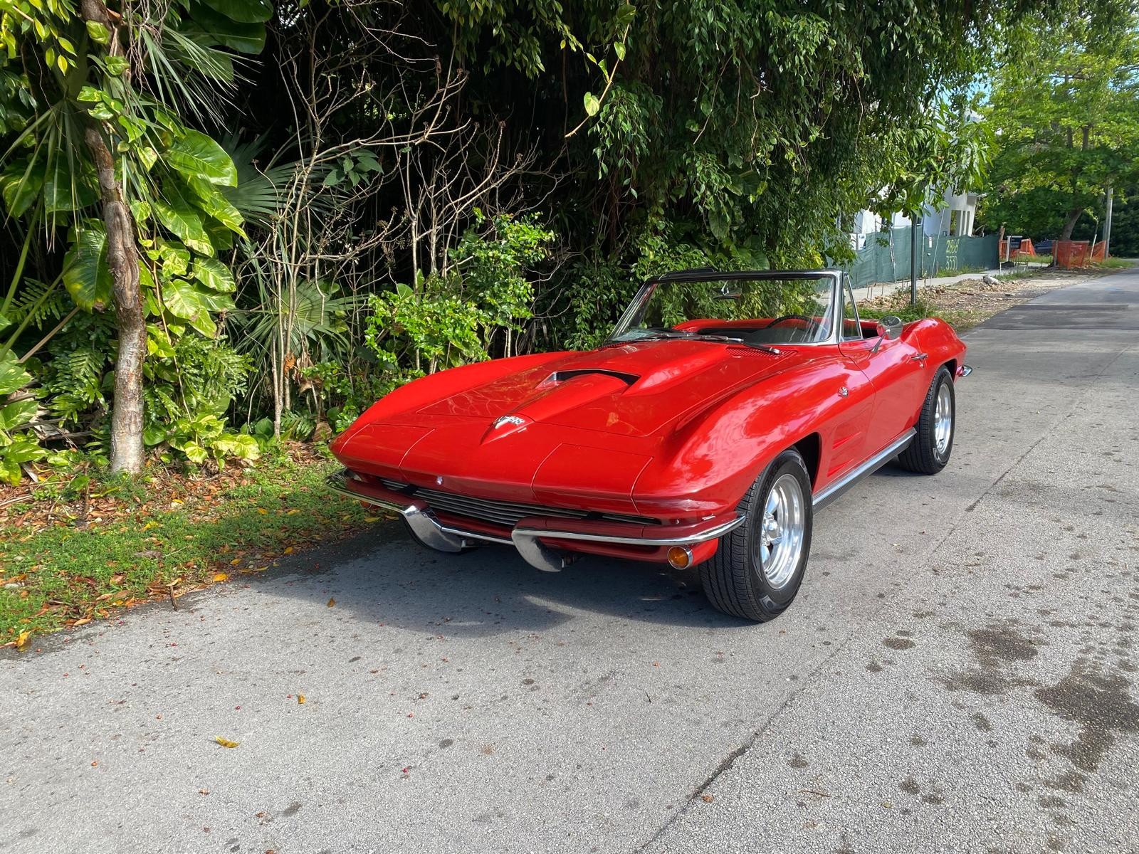 Chevrolet-Corvette-1963-Convertible-6