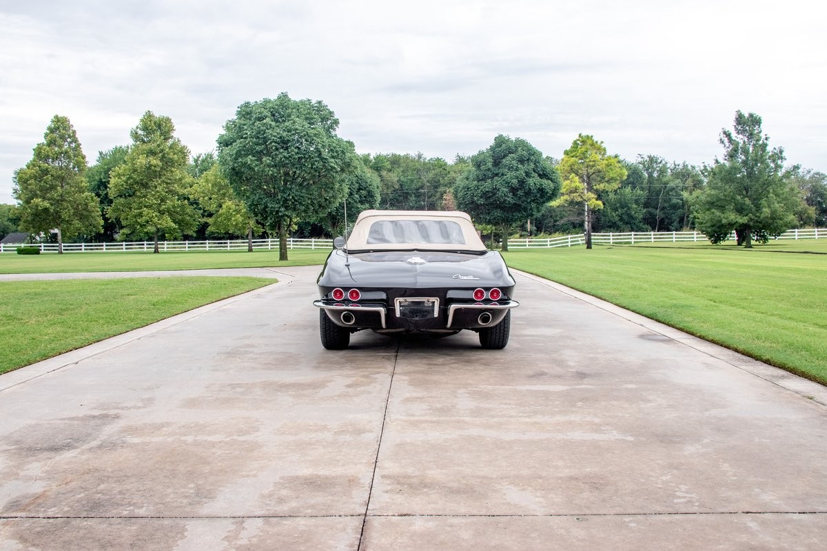 Chevrolet-Corvette-1963-Convertible-7