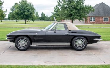 Chevrolet-Corvette-1963-Convertible-9