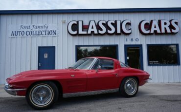 Chevrolet-Corvette-1963-Coupe-1