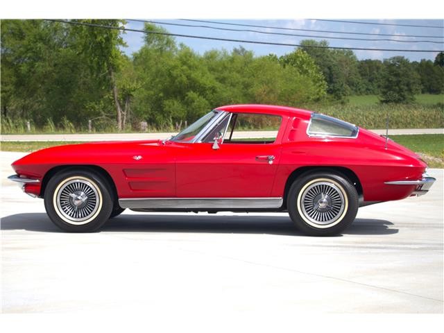Chevrolet-Corvette-1963-Coupe-10